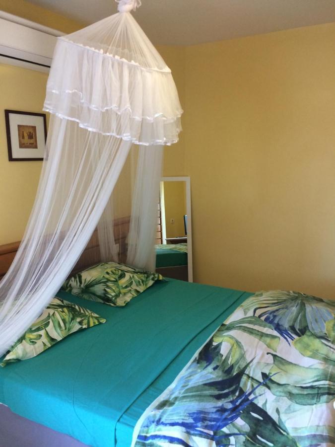 Appartement Arc En Ciel 3 Pieces Avec Acces Piscine Et Plage Saint-Francois  Eksteriør billede