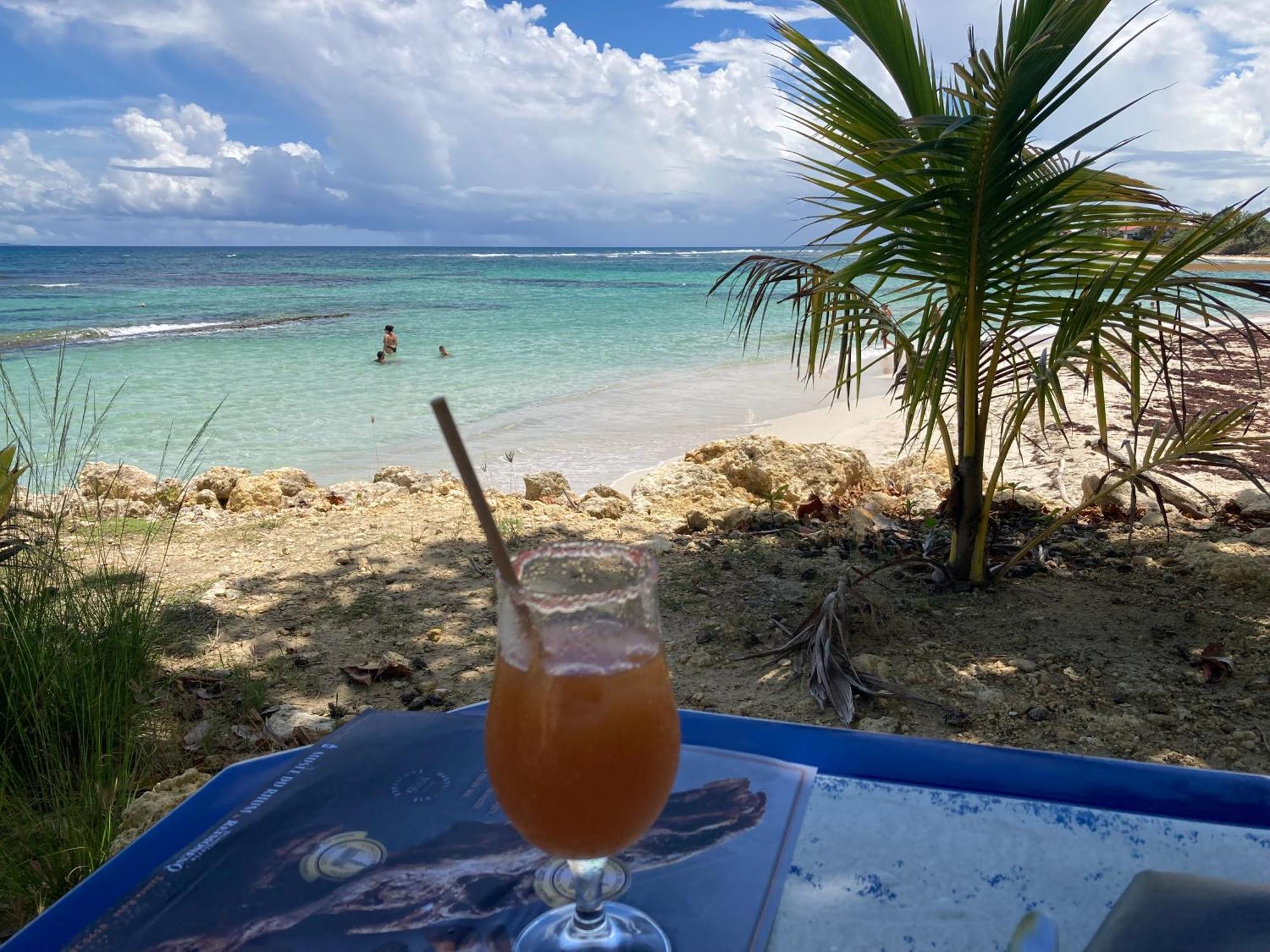 Appartement Arc En Ciel 3 Pieces Avec Acces Piscine Et Plage Saint-Francois  Eksteriør billede
